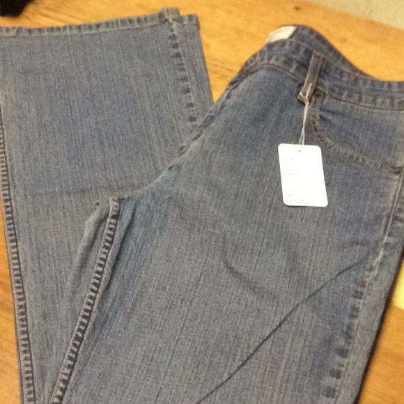 Jeans - Picture 3 of 3